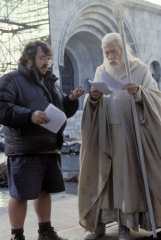 [behind-scenes-famous-movies-11%255B2%255D.jpg]