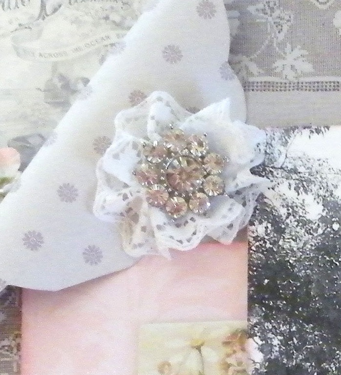 [August_broach%255B3%255D.jpg]