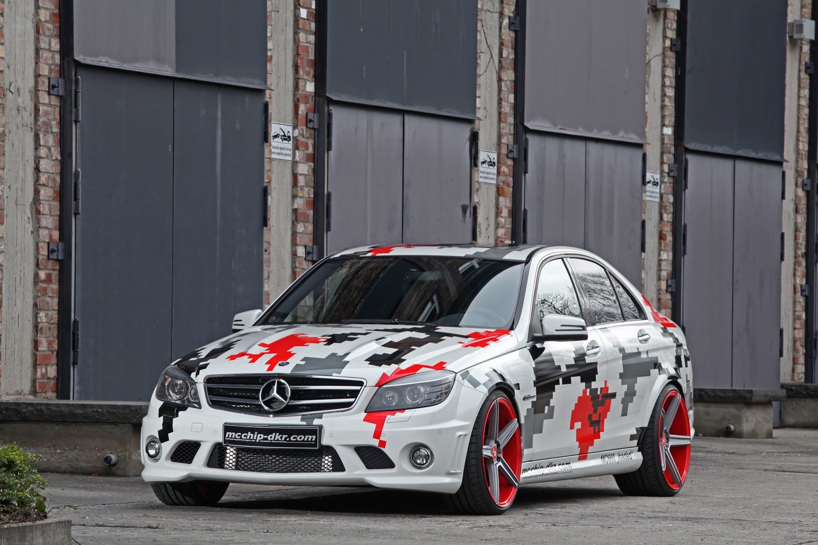[Mcchip-Mercedes-C63-AMG-1%255B2%255D.jpg]