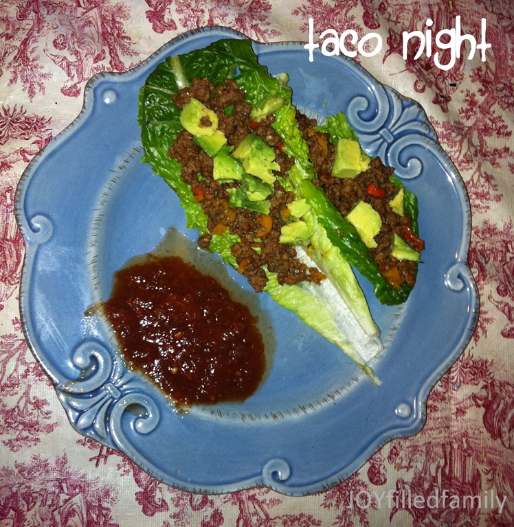 [taco%2520night%255B8%255D.jpg]