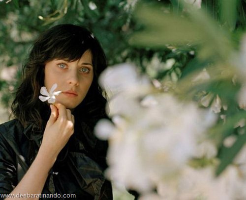 Zooey Deschanel linda sensual sexy sedutora desbaratinando (56) Zooey Deschanel linda sensual sexy sedutora desbaratinando (56)