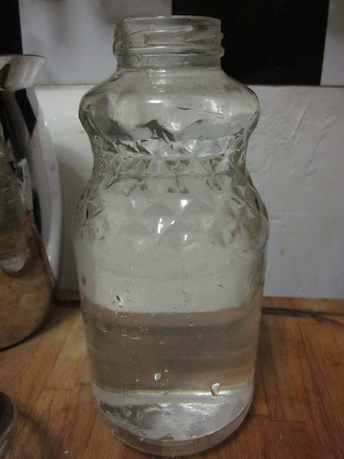 Recycle a 32 oz jar!  Fill it with water.