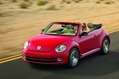 2013-Volkswagen-Beetle-Cabriolet-8