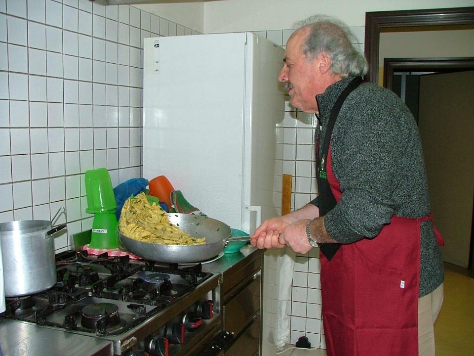 [373947_2373583704441_1396016676_31920357_151168894_n%255B4%255D.jpg]