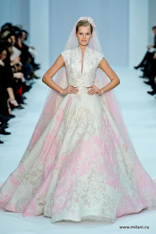 elie-saab-haute-couture-sprg-2012-pfw87.jpg