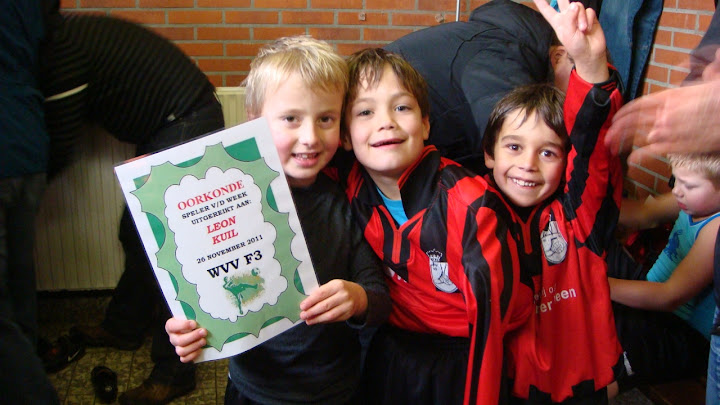 2011 - 17 DEC - WVV F3 - BATO F1 036.jpg