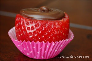 [Chocolatestrawberriesfinish%255B6%255D.jpg]