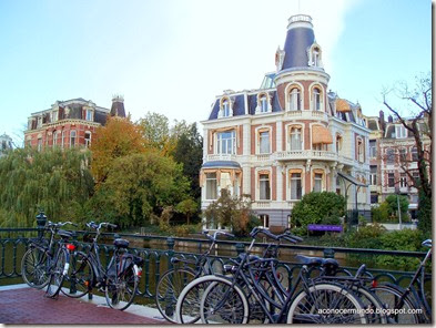 Amsterdam. Edificios - PB100660