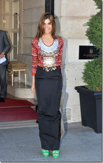 Carine Roitfeld Arrivals Versace Couture SJvVgaETNaml Carine Roitfeld Arrivals Versace Couture SJvVgaETNaml