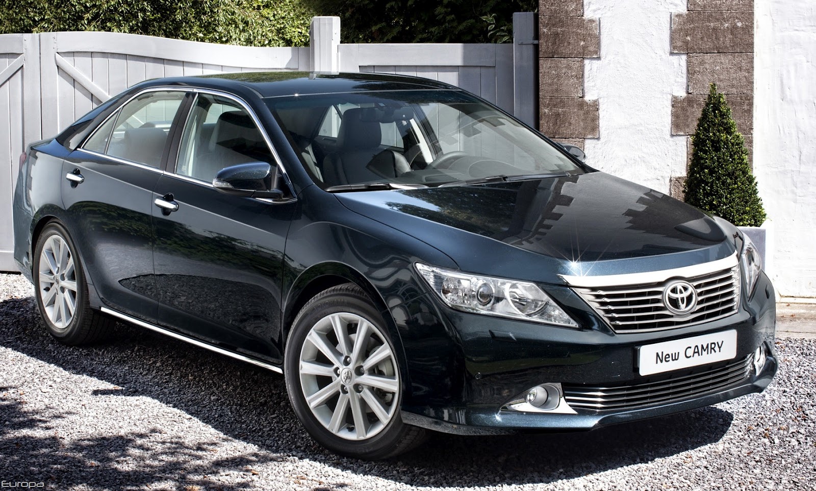 [autowp.ru_toyota_camry_ru-spec_5%255B10%255D.jpg]