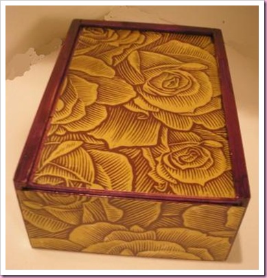 DECORATED WOODEN BOX