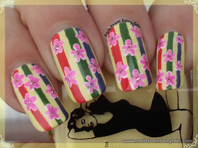 [flowers%2520on%2520stripes%25204%255B3%255D.jpg]