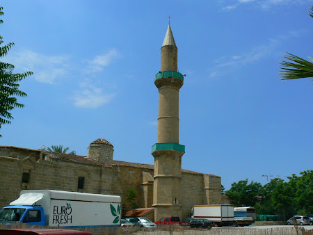 Things to do in Nicosia: see Omerye mosque