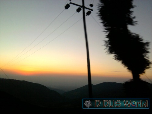 [Pathivarayatra141.jpg]