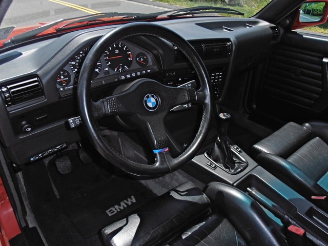 [BMW-M3-E30-2%255B2%255D.jpg]