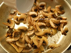 cdr zuppa di zucchine e funghi, funghi e acqua cdr zuppa di zucchine e funghi, funghi e acqua