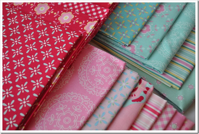 folk heart red pink green