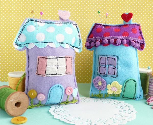 [cafe%2520creativo%2520-%2520sizzix%2520big%2520shot%2520-%2520sewing%2520houses%2520pincushion%2520%25281%2529%255B4%255D.jpg]