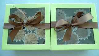 I love this box from Nashville Wraps -- Alexis did a beautiful job with the presentation.