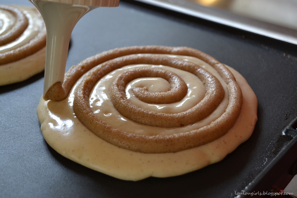 [Cinnamon-Roll-Pancake-Recipe-2%2520%25286%2529%255B3%255D.jpg]