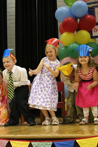 [a%2520song%2520e%255B4%255D.jpg]