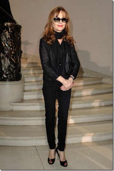 Christian Dior Front Row Paris Fashion Week Em3smpdRhzdl