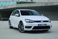 VW-Golf-R-Line-1