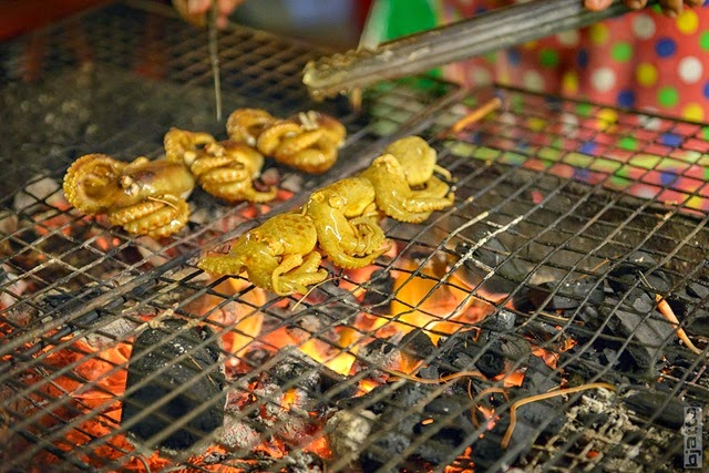 [2557_Thailand_Pattaya_Jomtien_Night_market_at_beach-77.jpg]