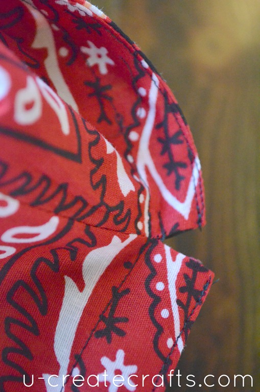[Drawstring%2520Bandanna%2520Backpack%2520Tutorial%2520Step%252032%255B8%255D.jpg]