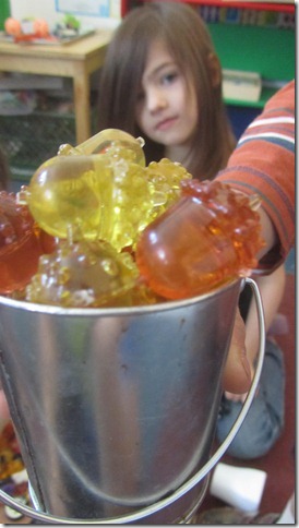200