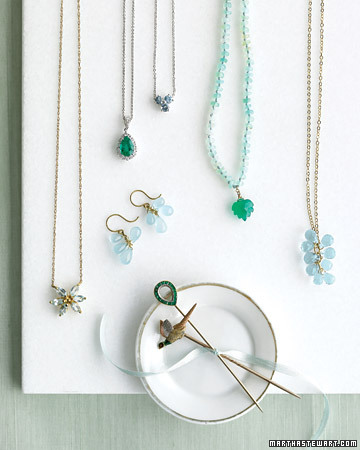 Emerald and turquoise are, foremost, jewel tones. (http://www.marthastewartweddings.com/)