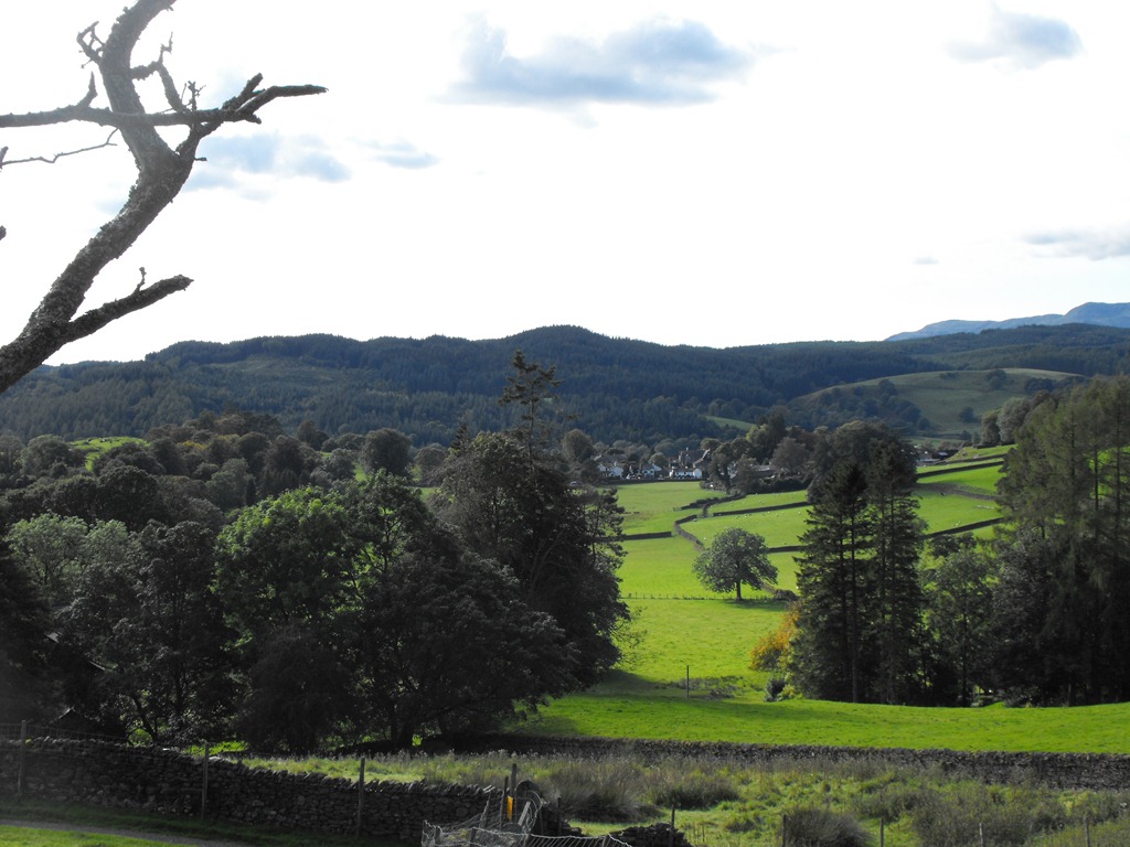[Hill%2520top%2520walk%2520more%2520fields%255B3%255D.jpg]