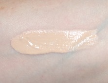 Hourglass Immaculate Liquid Powder Foundation_swatch