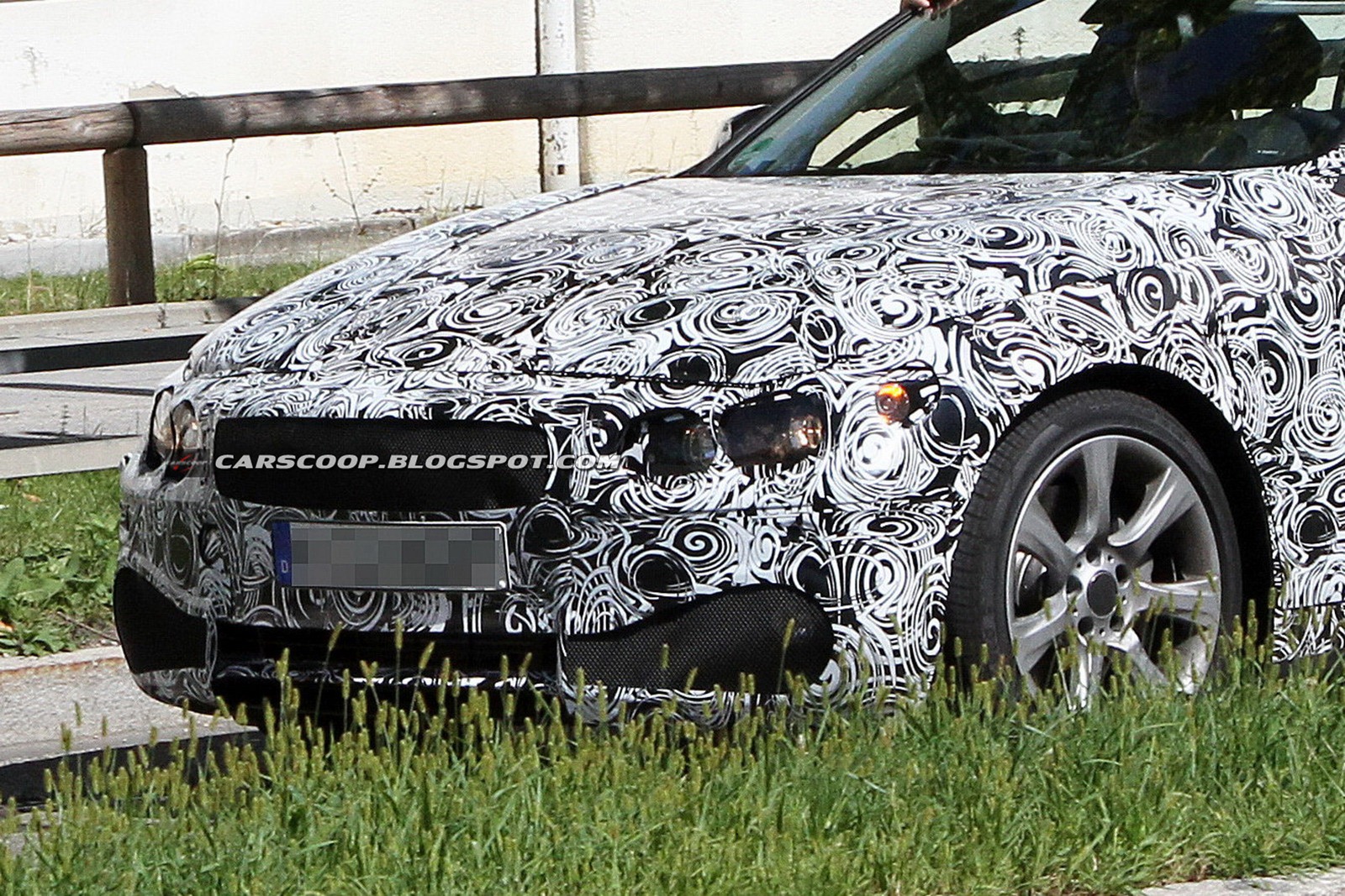 [2014-BMW-4-Series-Gran-Coupe-8%255B3%255D.jpg]