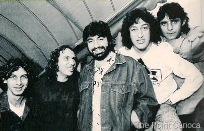 [Clube%2520da%2520Esquina%255B4%255D.jpg]