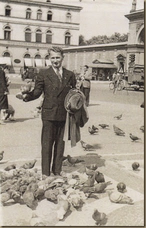 Willy-Balla-feeding-the-pigeons---ci[2]
