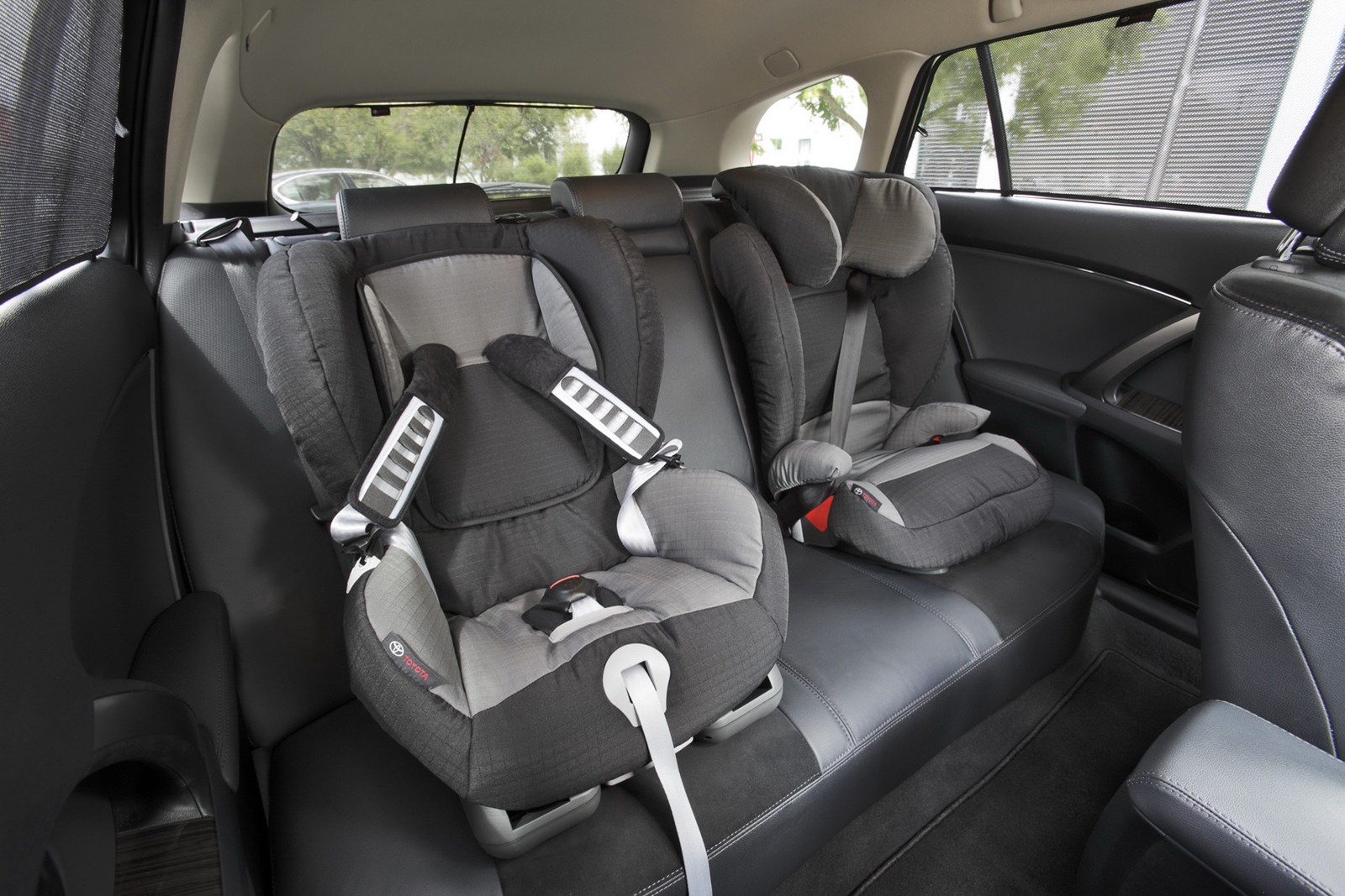 [Toyota-Avensis-20%255B2%255D.jpg]