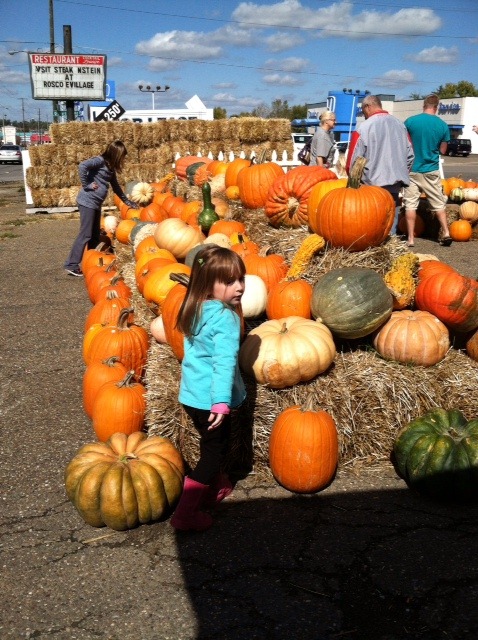 [pumpkins%2520grandkids%255B6%255D.jpg]