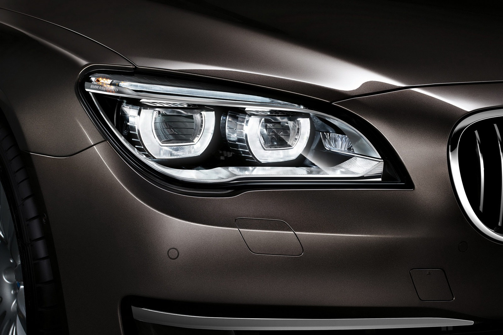 [2013-BMW-7-Series-206%255B2%255D.jpg]