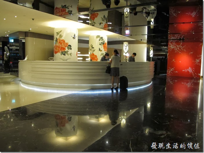 台北凱薩大飯店。接待大廳 台北凱薩大飯店。接待大廳