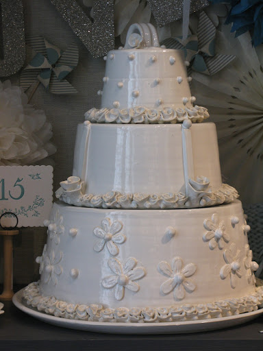 A porcelain wedding 