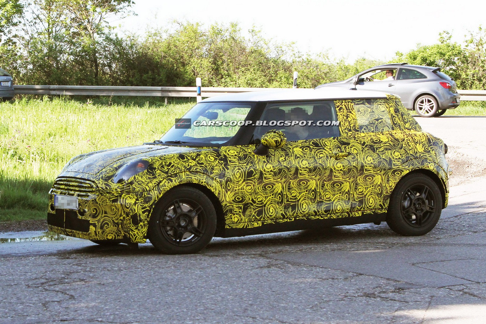 [2014-Mini-Cooper-Hatch-4%255B3%255D.jpg]