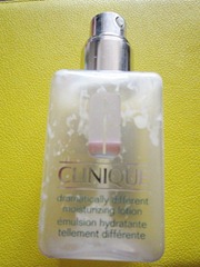 clinique dramatically different moisturizing lotion, bitsandtreats clinique dramatically different moisturizing lotion, bitsandtreats
