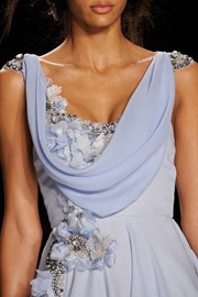 elle-badgley-mischka-spring-2013-rtw-039-de-detail-lg elle-badgley-mischka-spring-2013-rtw-039-de-detail-lg