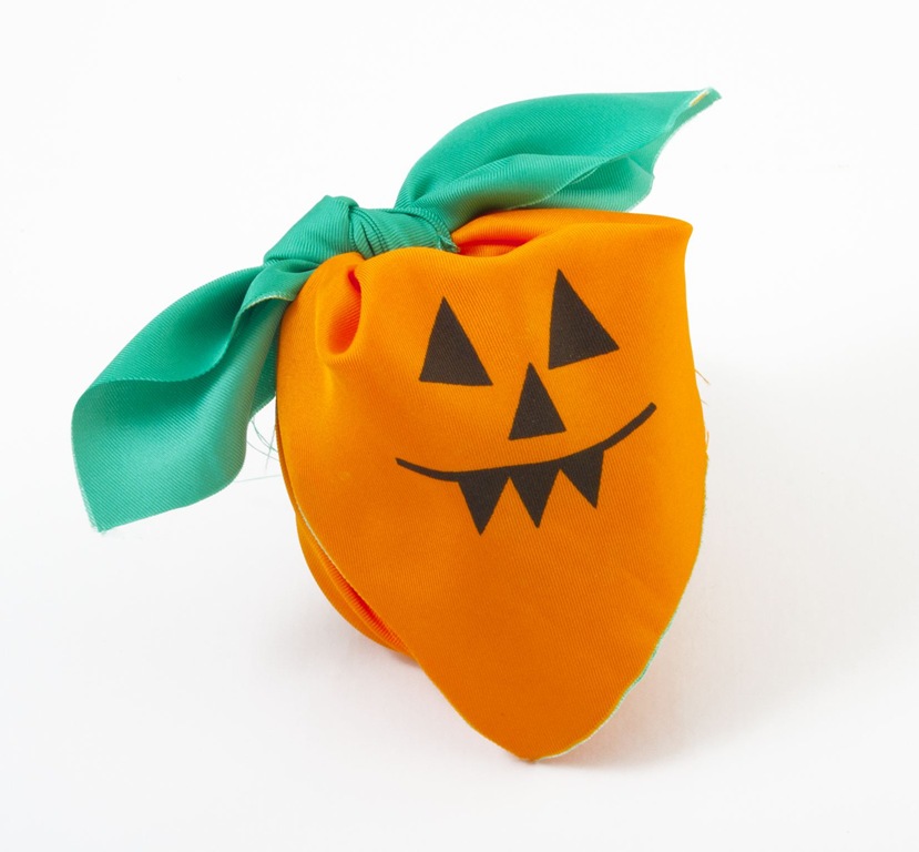 [Lush---Pumpkin-Knot-Wrap4.jpg]