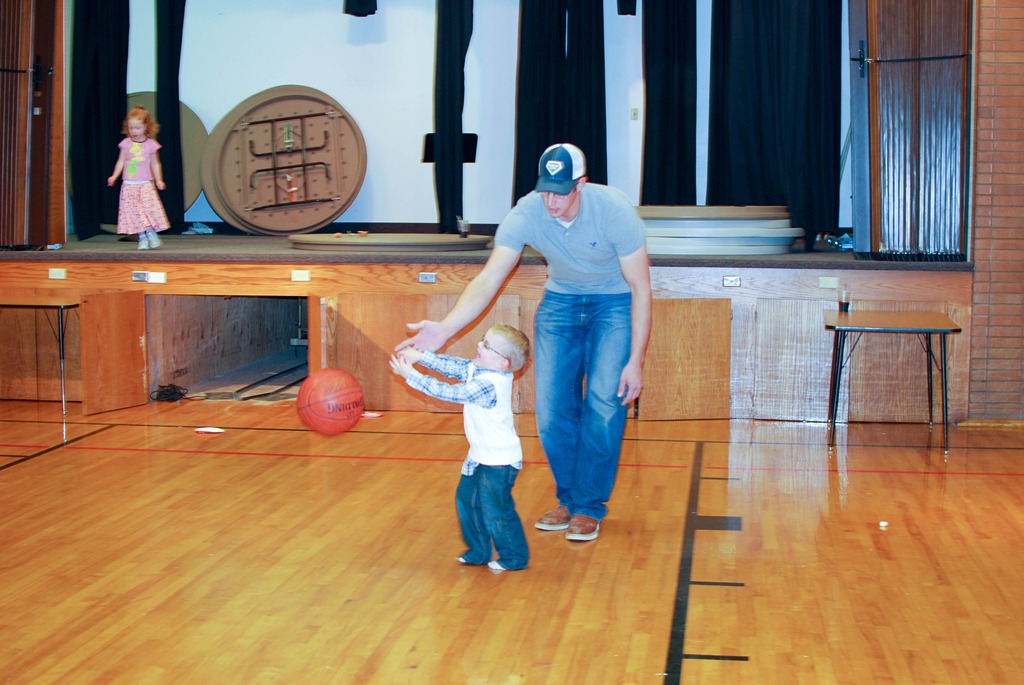 [20111216-Hall%2520Family%2520Party%2520%252843%2529%255B5%255D.jpg]