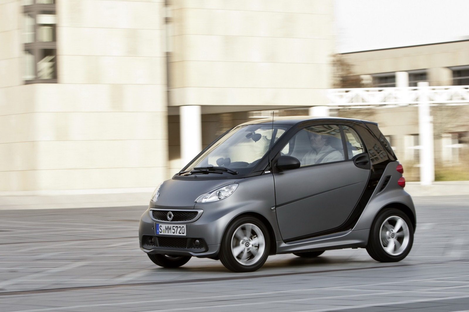 [Smart-Fortwo-2012-17%255B2%255D.jpg]