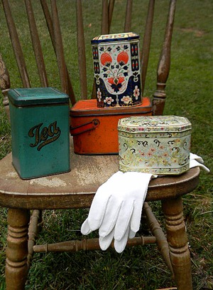 vintage tins4