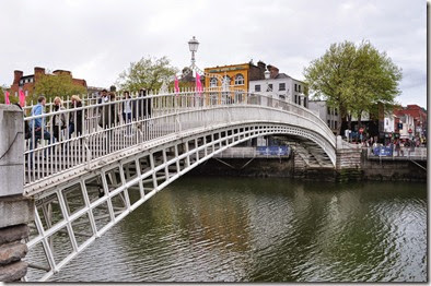 Dublin. Ha Penny's Bridge - DSC_0491