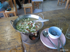 พู่กันเที่ยวหาดบ้านกรูดในวันแม่วันที่ 1